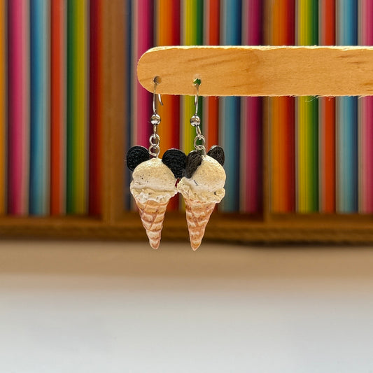 Helado de galleta